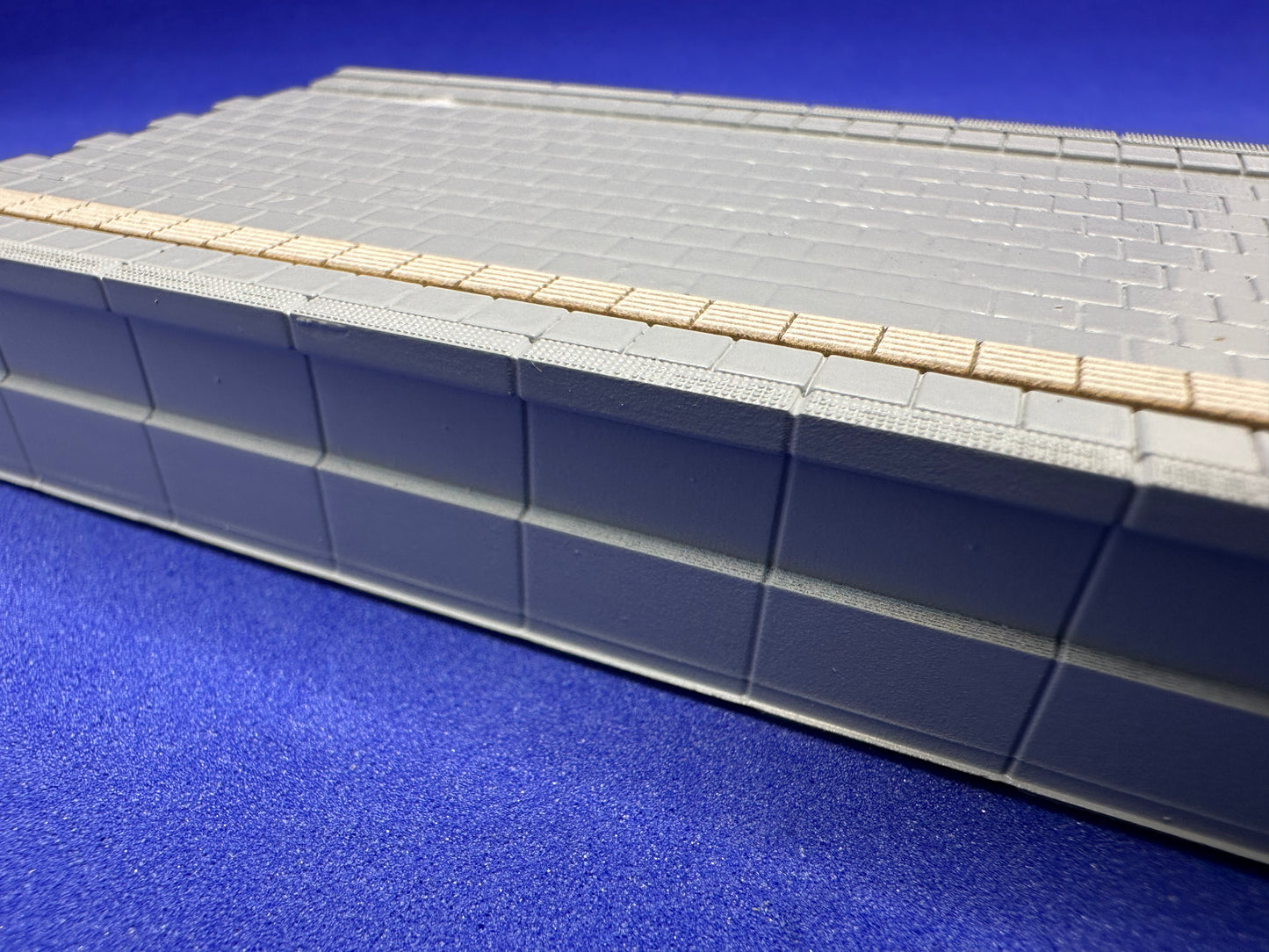 Blindenleitlinien für Bahnsteig Epoche 6 H0 1:87