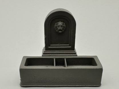 Alter steinerner Trinkbrunnen H0
