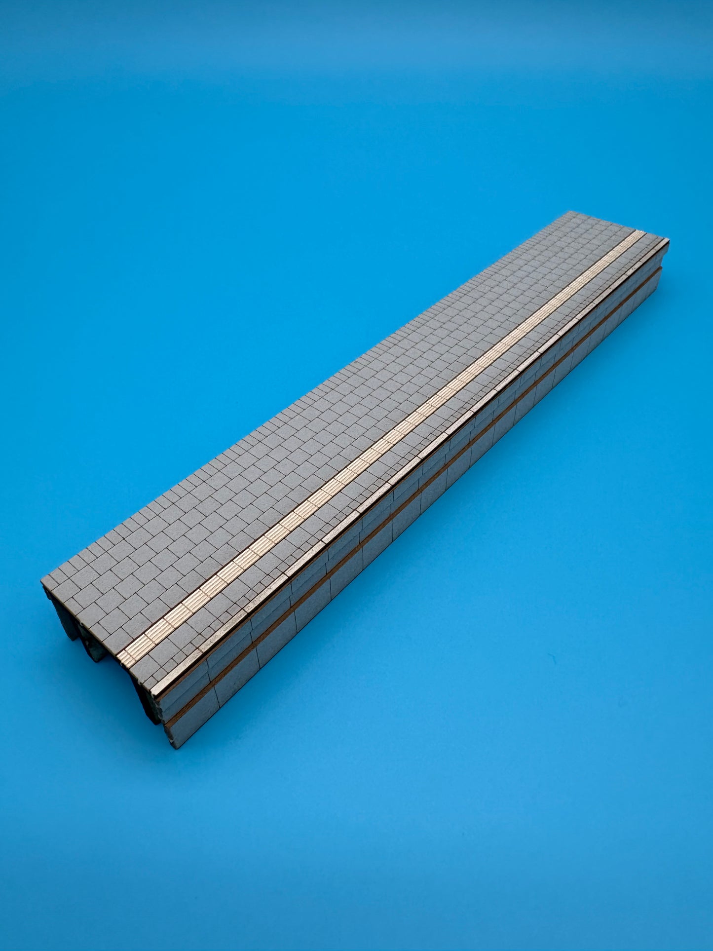 Bahnsteig Seitlich Modul 1 für C-Gleis 35mm EPOCHE V/VI 1:87 Lasercut Bausatz